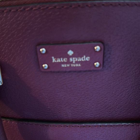 KATE SPADE PLUM COLOR PURSE USED great condition 100% cow leather - Picture 2 of 14